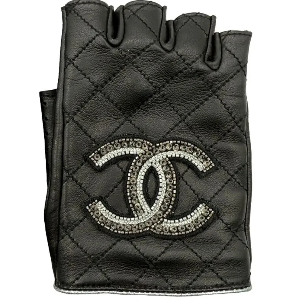 Chanel Quilted Lambskin Beaded CC Fingerless Gloves – Size 7½ – Rare!